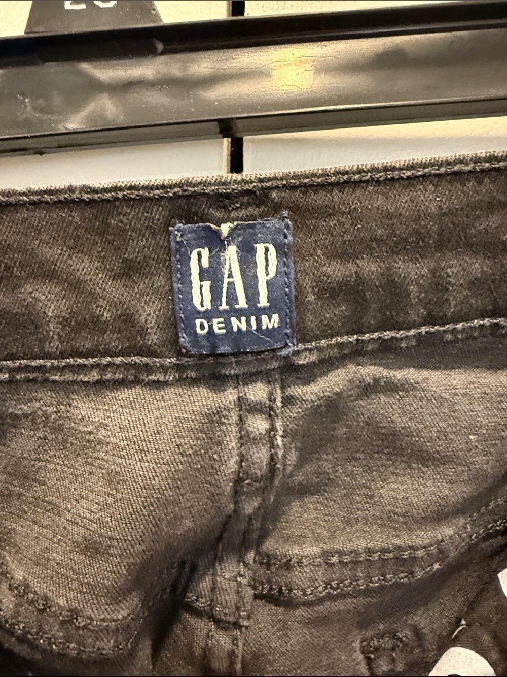 GAP Women's Black Ankle‎ Skinny Jeans - Picture 2 of 4